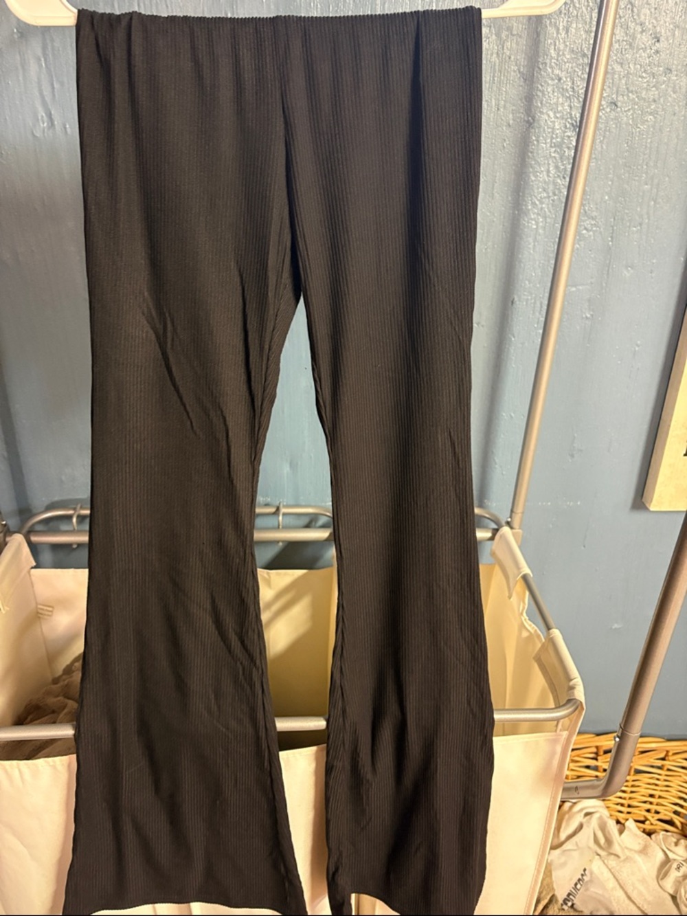 No Boundaries Black Ribbed Flare Leggings